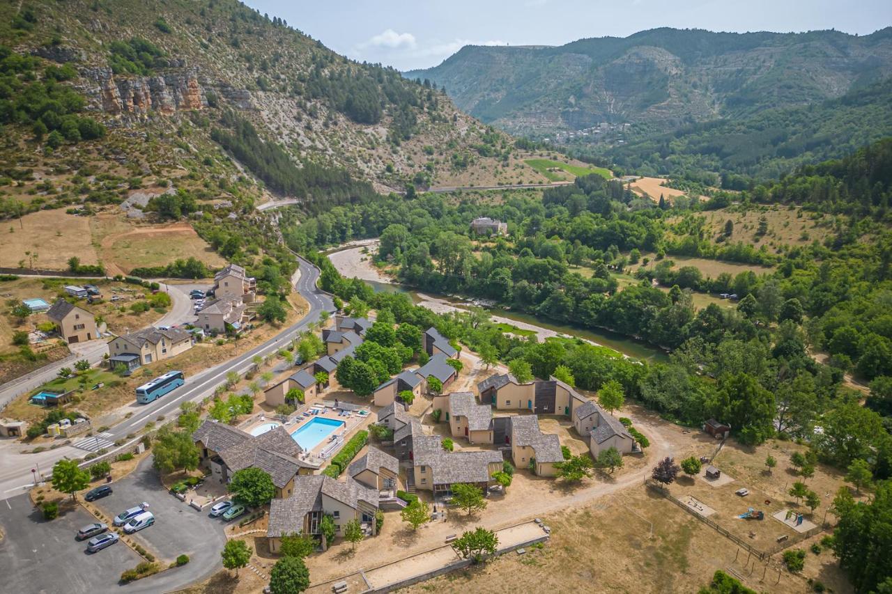 Village De Gites De Blajoux Quezac  Exterior photo